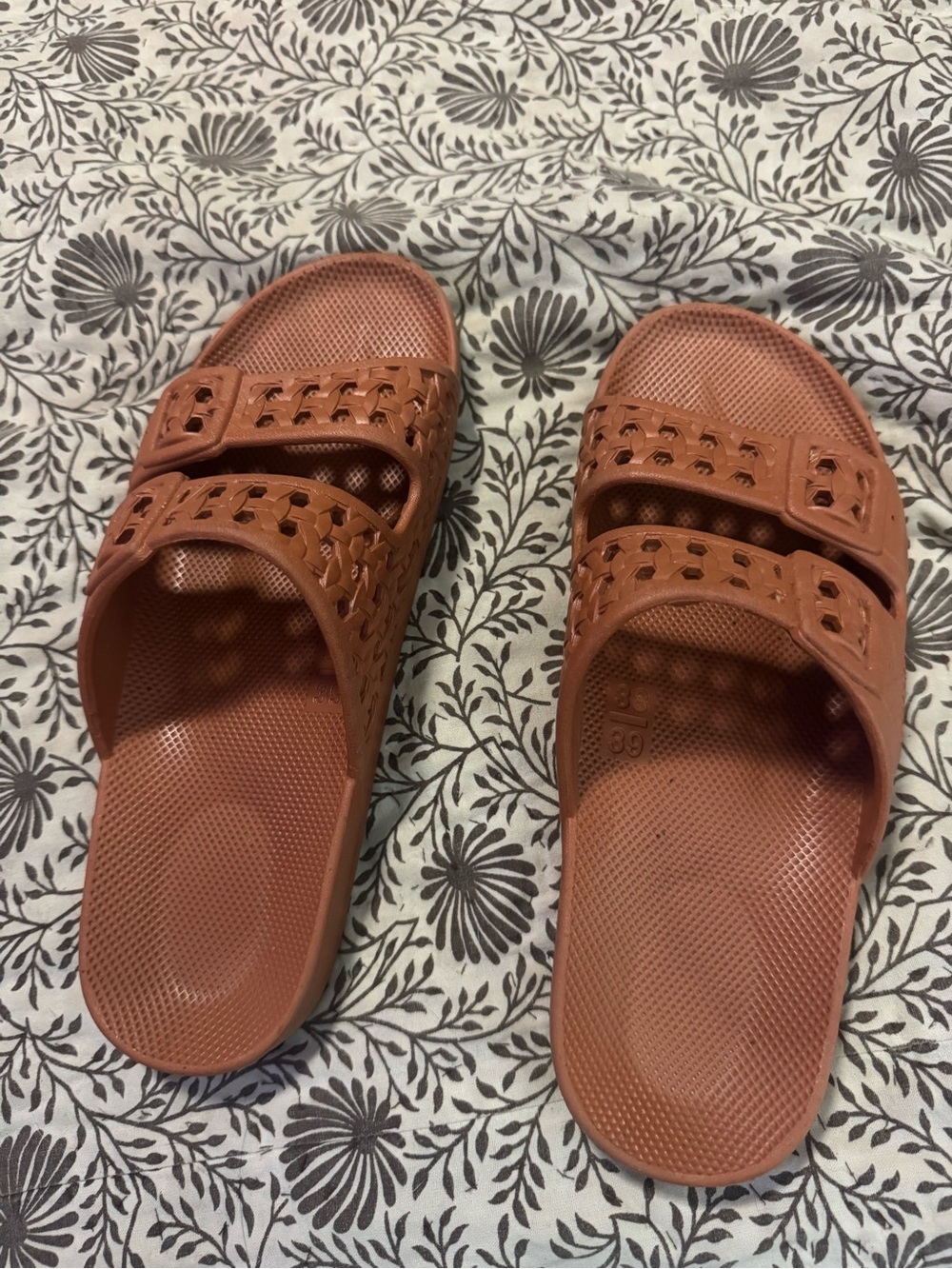 Freedom Moses Paz Sandals